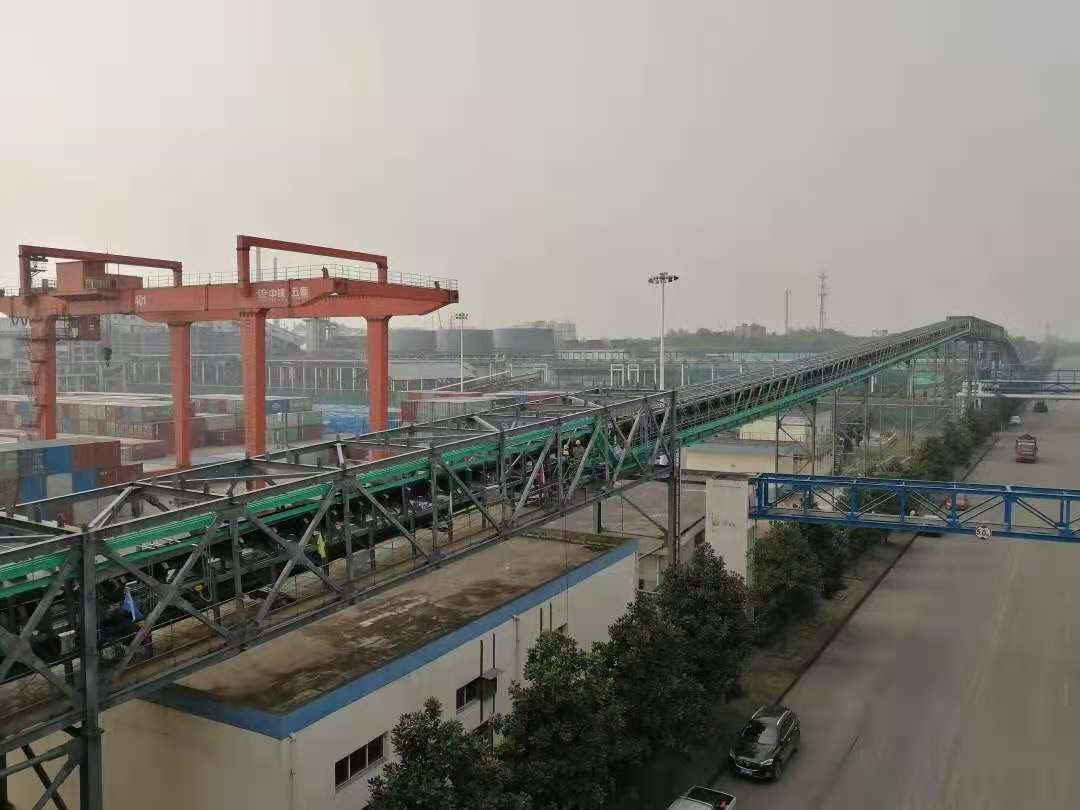 宁夏石墨纤维复合托辊施工案例